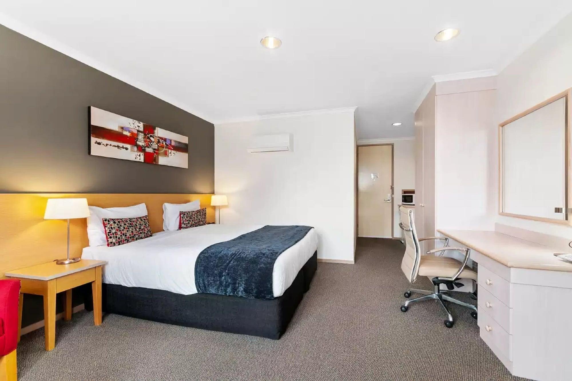 Quality Inn & Suites Traralgon Exterior photo