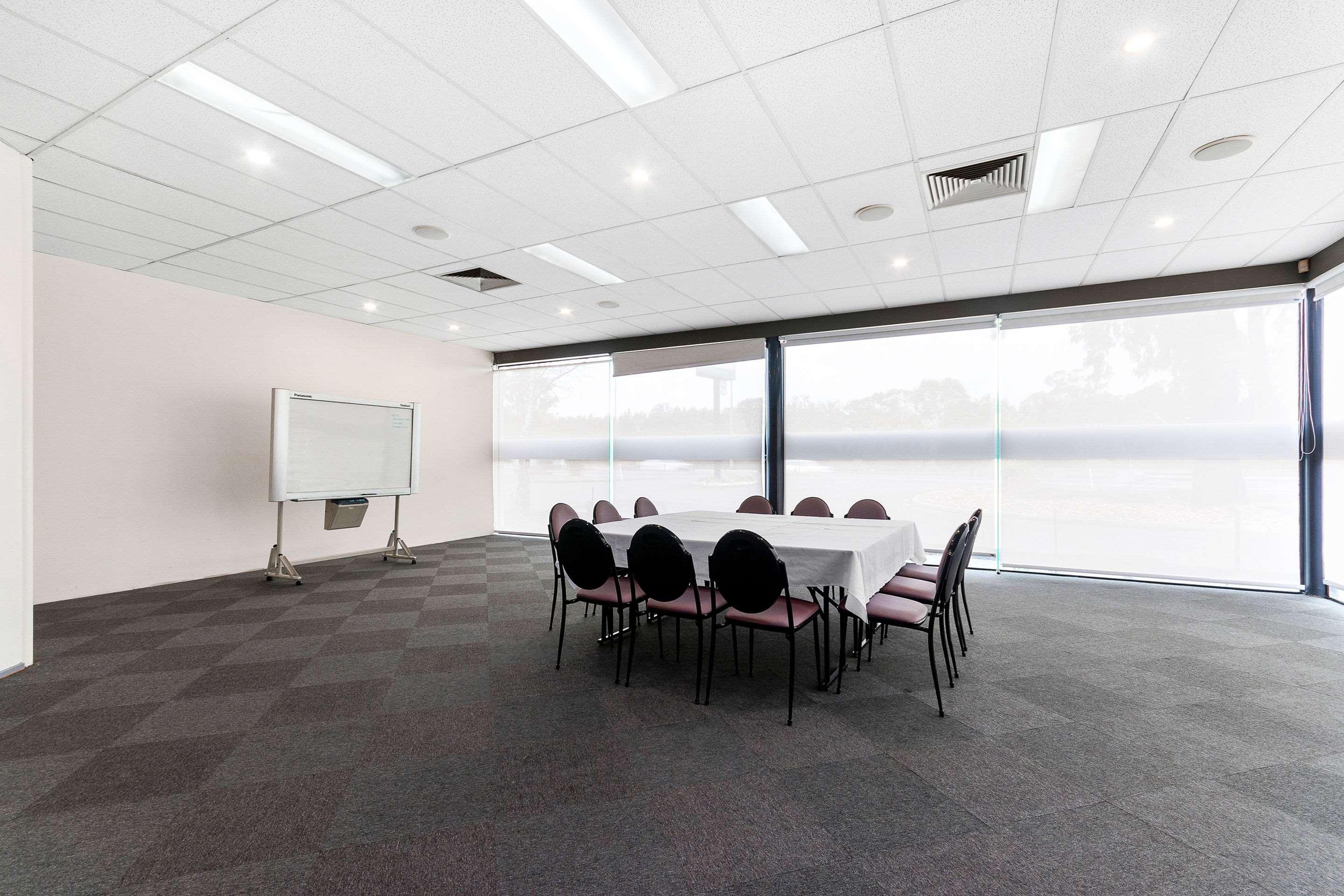 Quality Inn & Suites Traralgon Exterior photo