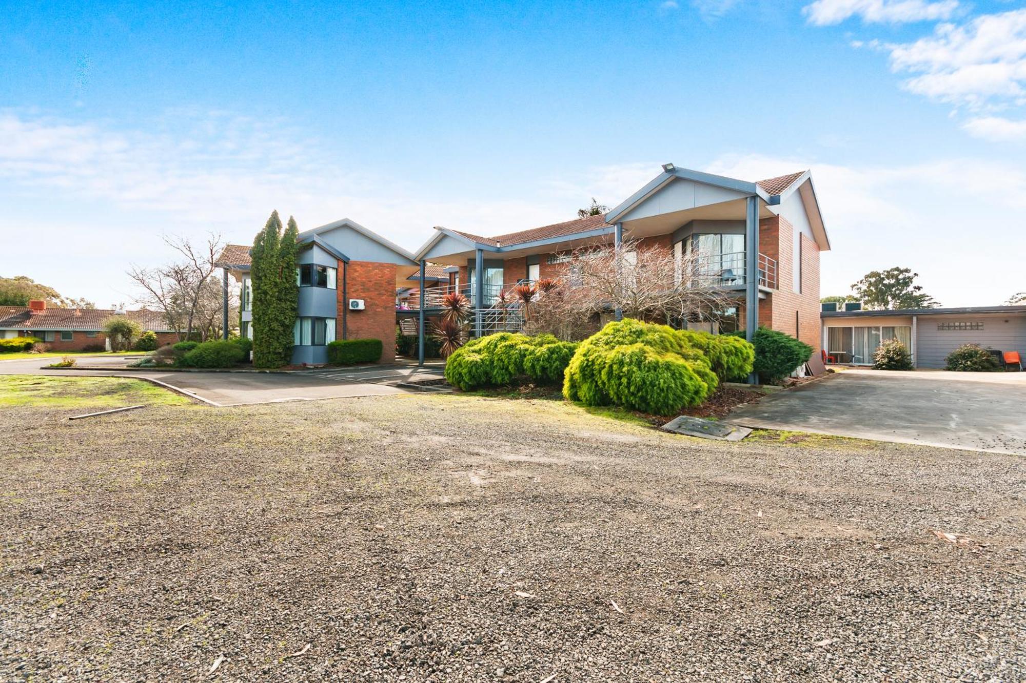 Quality Inn & Suites Traralgon Exterior photo