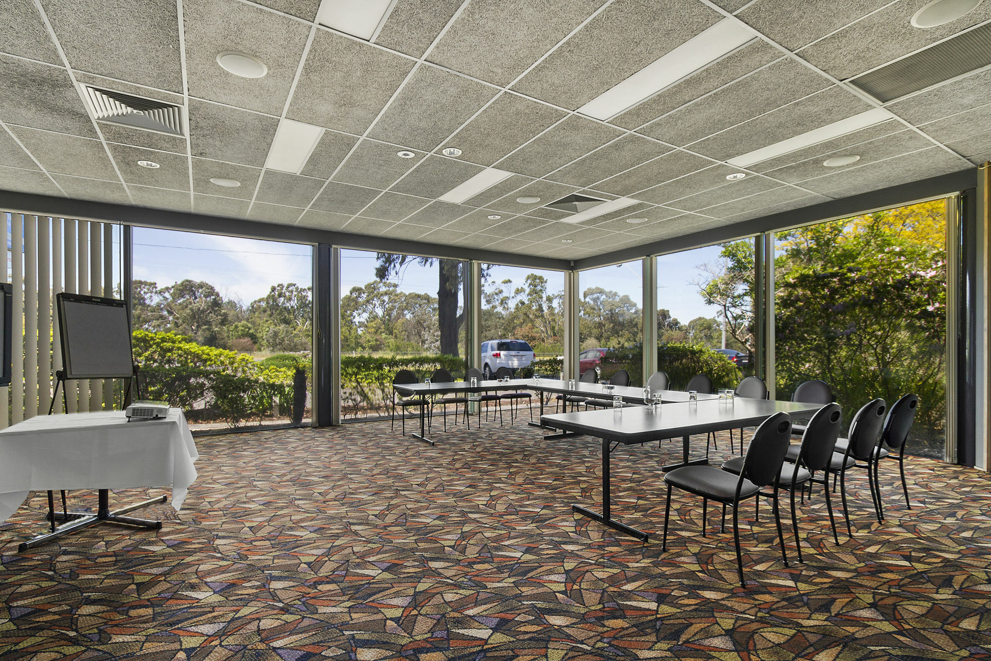 Quality Inn & Suites Traralgon Exterior photo