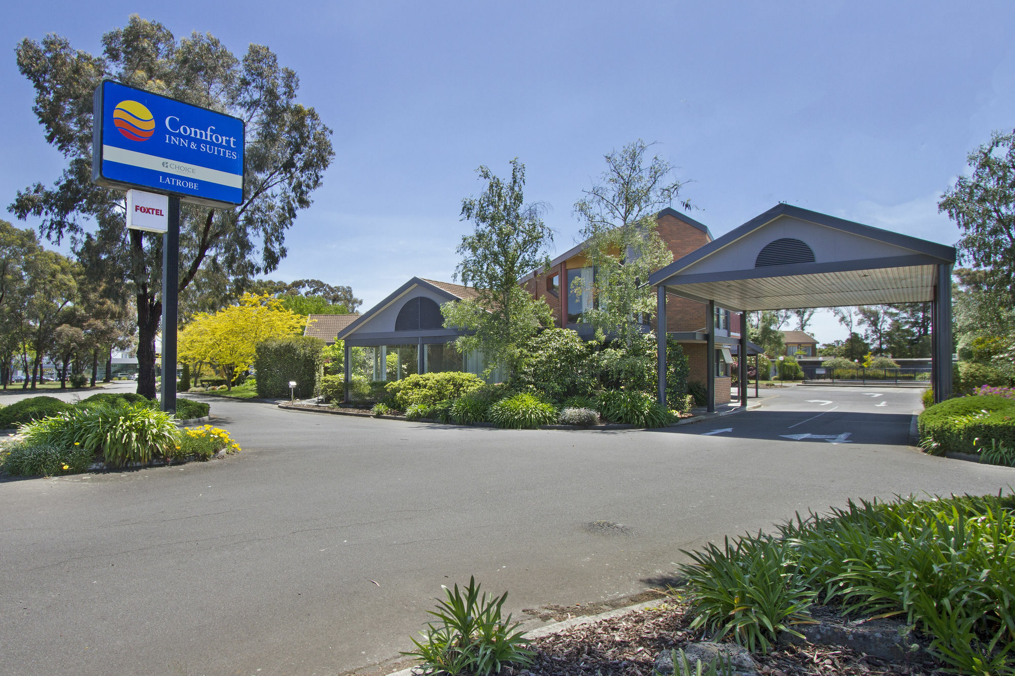 Quality Inn & Suites Traralgon Exterior photo